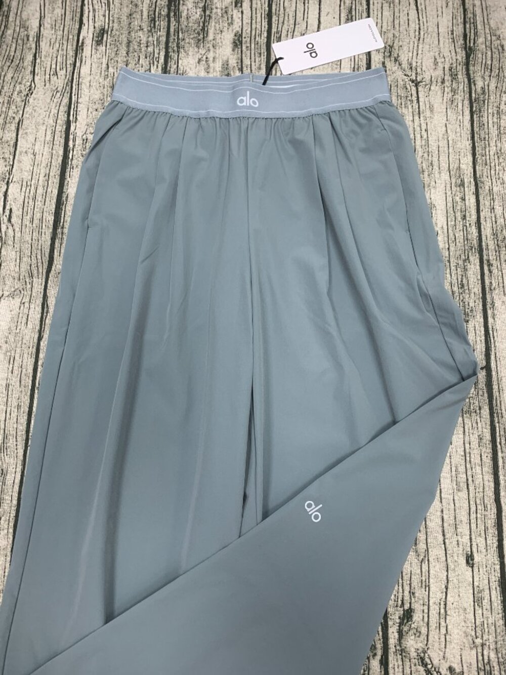 Brand New ALO Yoga Suit Up Trouser Steel Grey🐺30" Inseam Relaxed Fit - Picture 3 of 9